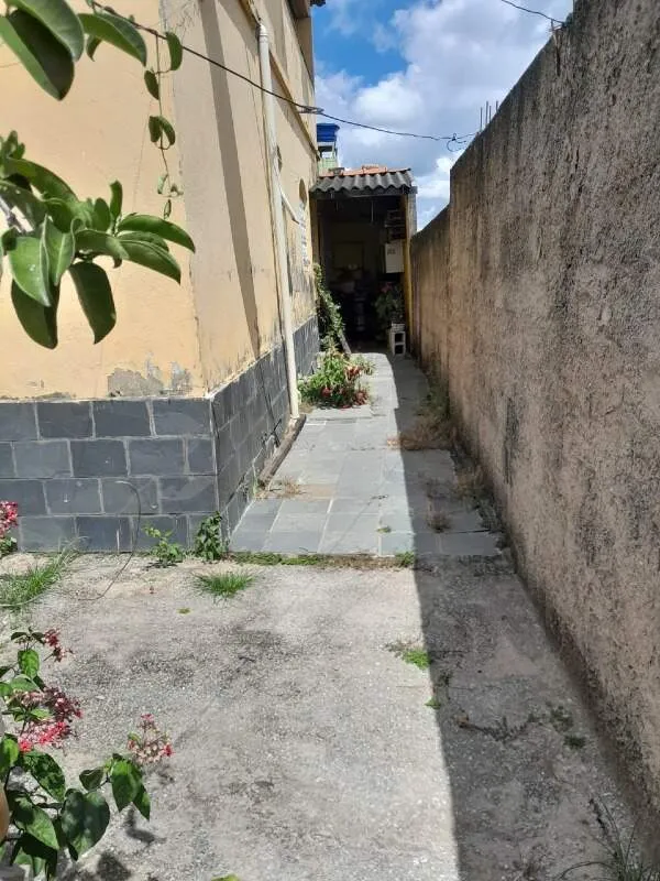 Imagem Casa à venda, 4 vagas, PETROPOLIS - Santa Luzia/MG