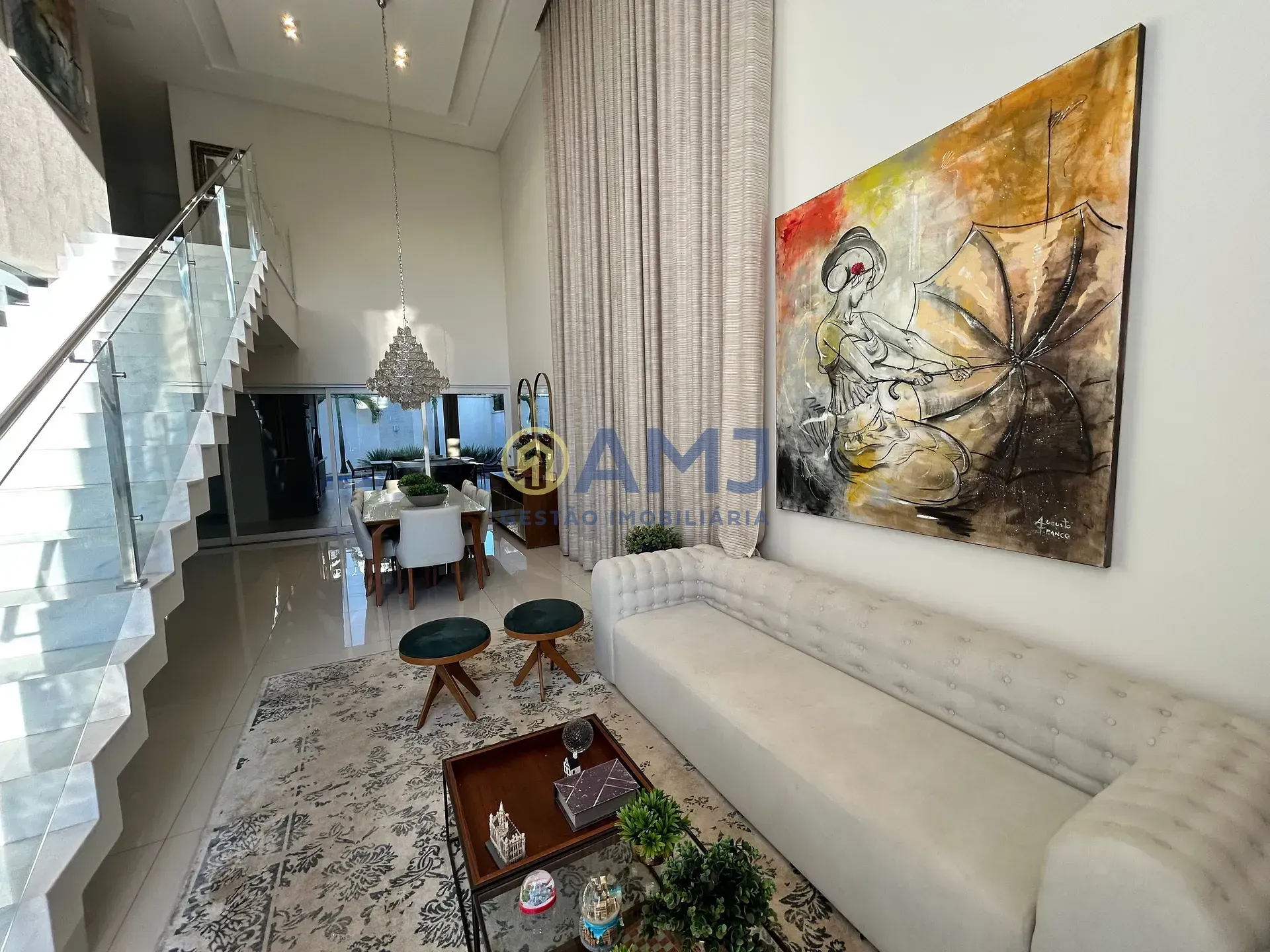 Imagem Sobrado mobiliado e decorado à venda, Jardins Lisboa, Goiânia, GO