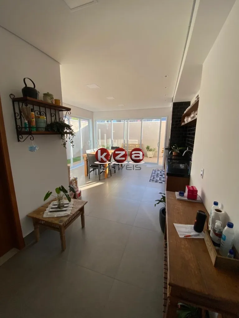 Imagem Casa em Condomínio de Luxo em Valinhos-SP - 3 Quartos, 1 Suíte, 3 Salas, 3 Banheiros, 4 Vagas - Jardim São Marcos - 268m².