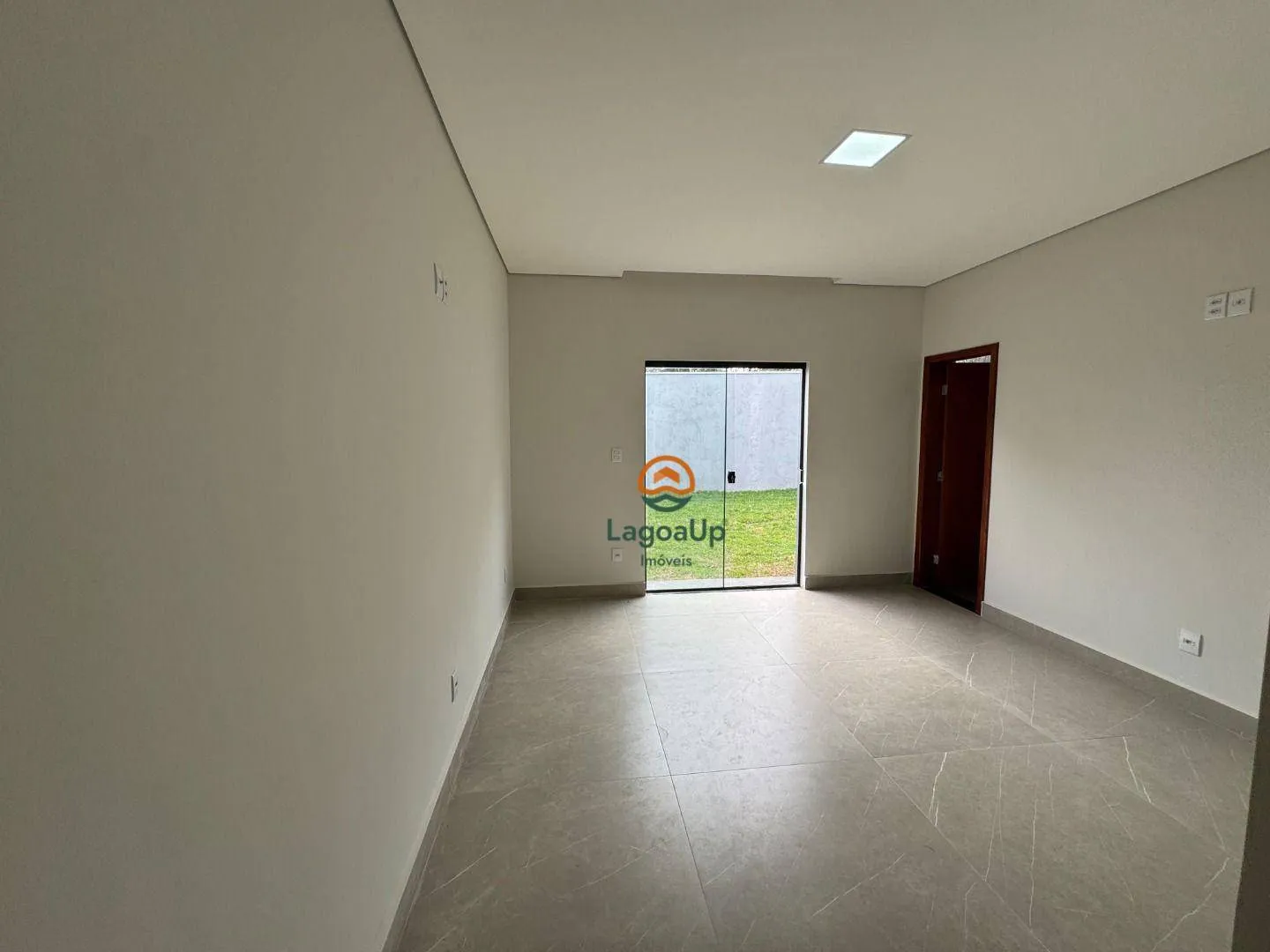 Imagem Casa com 3 dormitórios à venda, 96 m² por R$ 730.000,00 - Jardim Imperial - Lagoa Santa/MG