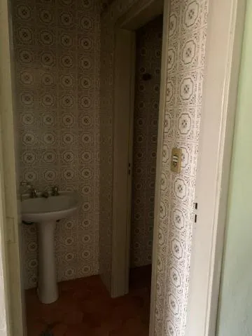 Imagem LOCAÇÃO DE SALA COMERCIAL NA VILA HULDA, EM GUARULHOS/SP, 60m² com 02 salas, recepção, 02 toaletes e sem vaga de estacionamento. CONSULTE-NOS.
