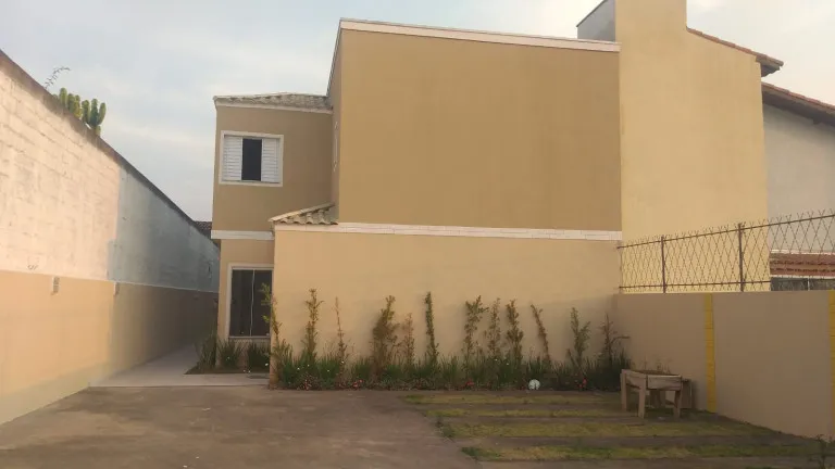 Imagem Casa de Condomínio com 2 Quartos à Venda, 65 m² em Vila Lavínia - Mogi das Cruzes