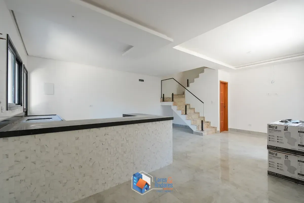 Imagem Sobrado para venda em Vila Gumercindo com 3 quartos, sendo 1 suíte, 180m²