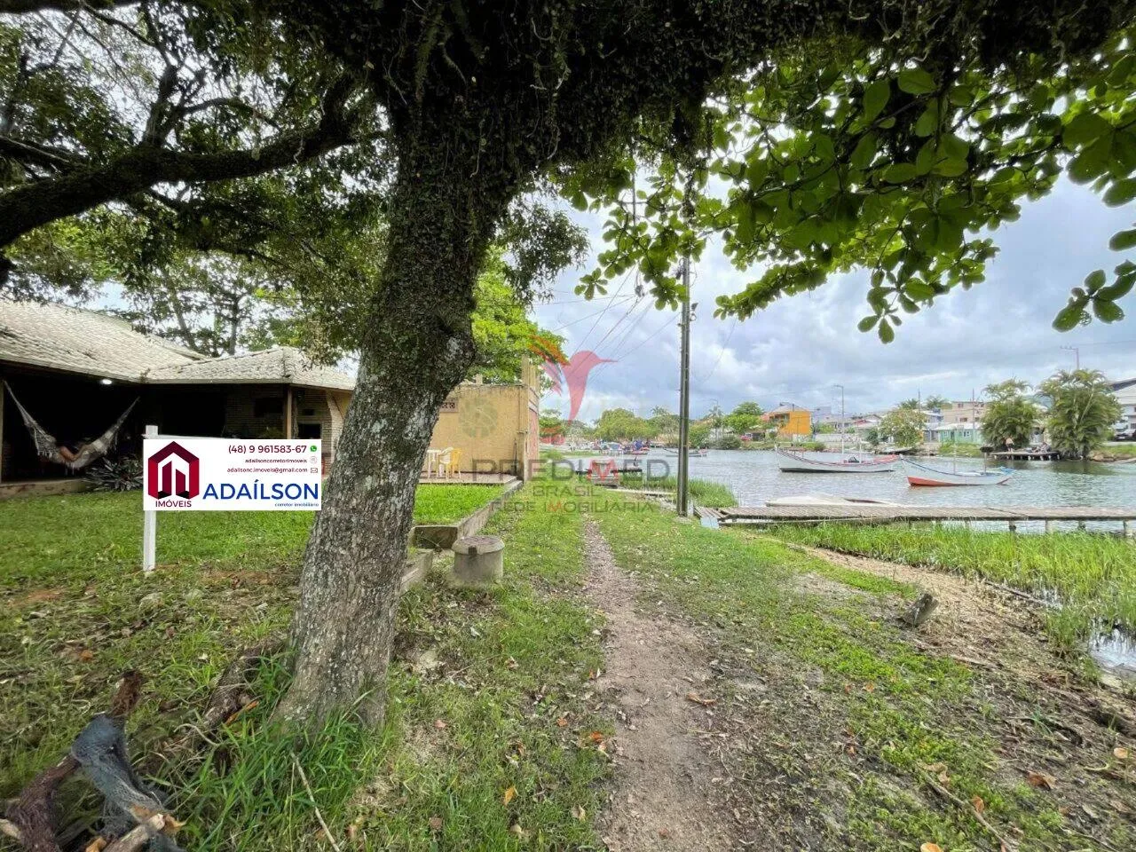 Imagem Casa com edícula em Florianópolis SC, À venda no Canal da Barra da Lagoa!