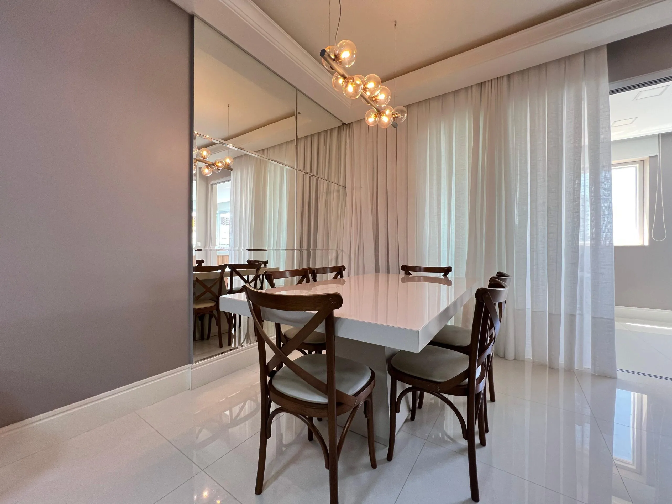 Imagem Apartamento à venda com 245m2 por R$ 3.500.000,00