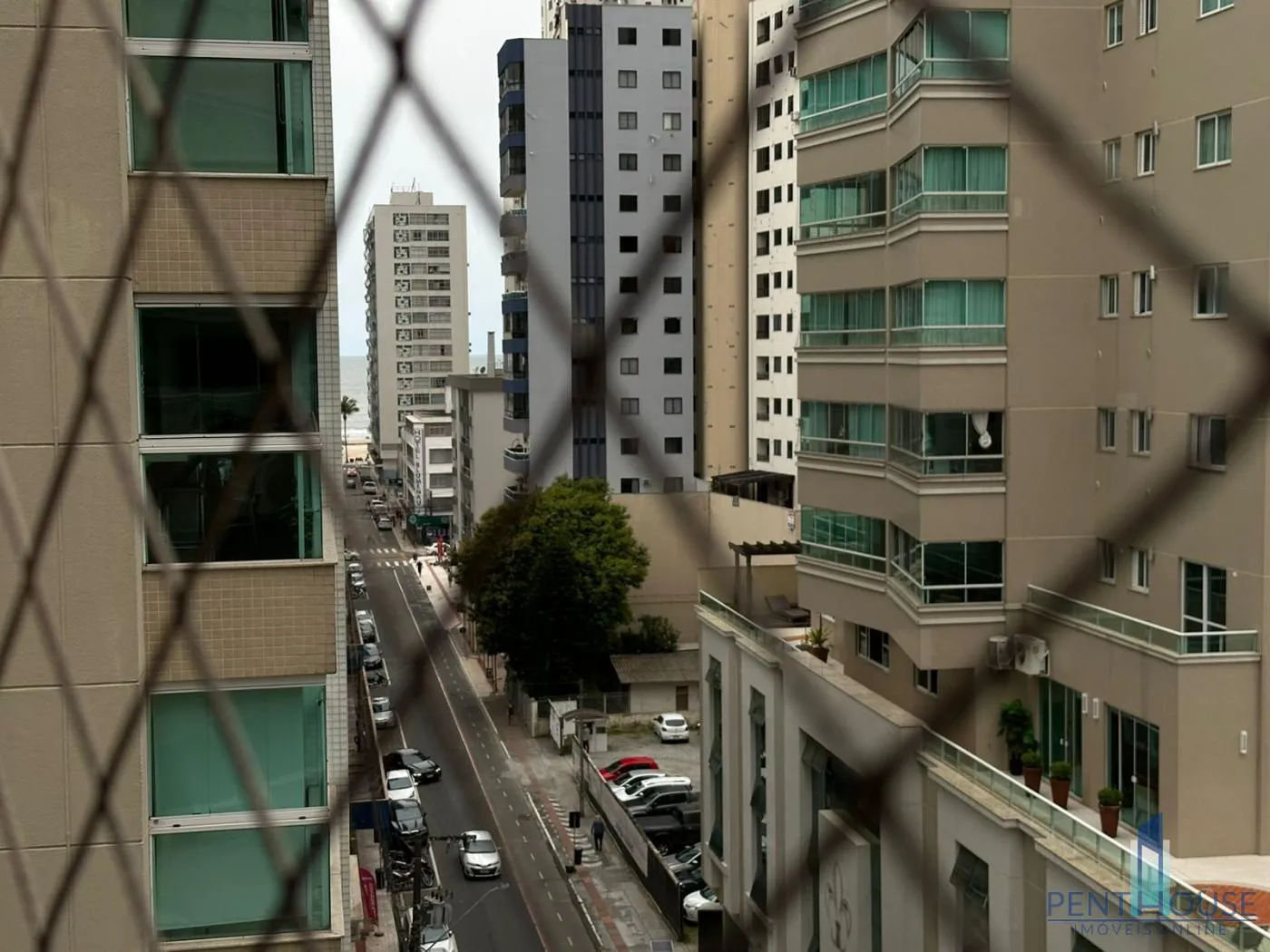 Imagem Apartamento Zona Central para Venda em Balneário Camboriú, CENTRO, 3 dormitórios, 3 suítes, 4 banheiros, 2 vagas