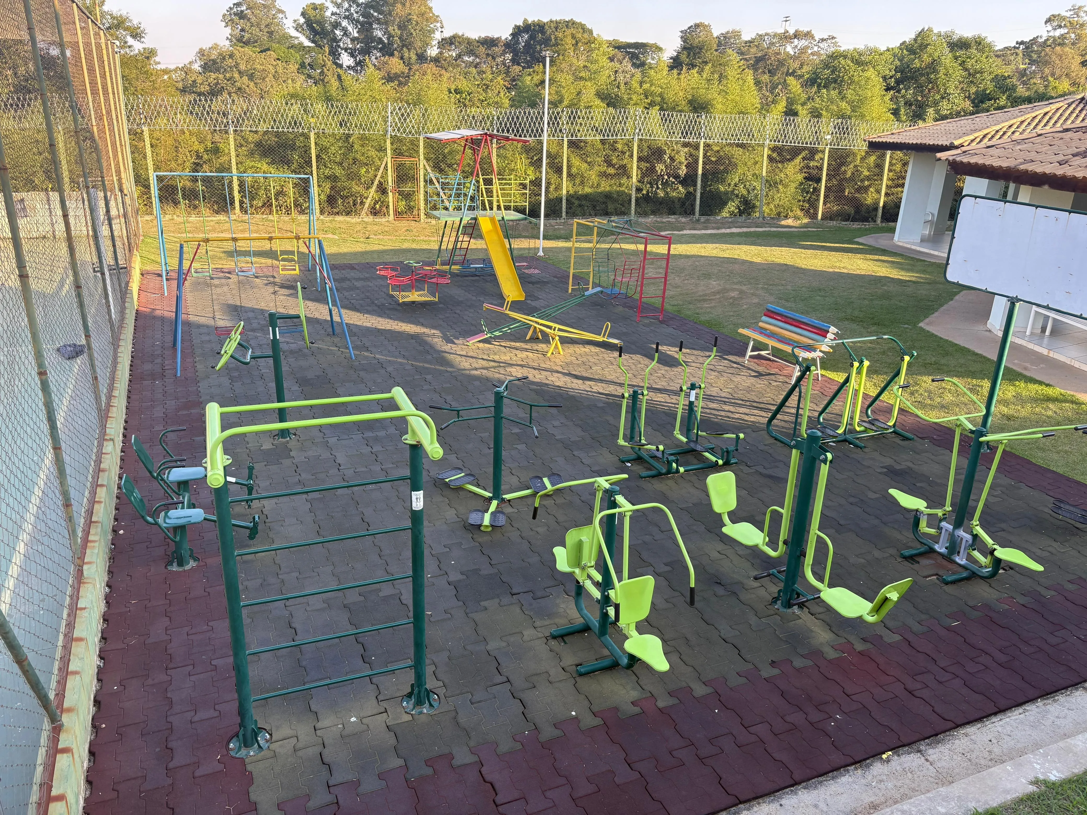 Imagem Terreno de 154m² à Venda no Condomínio Horto Florestal II