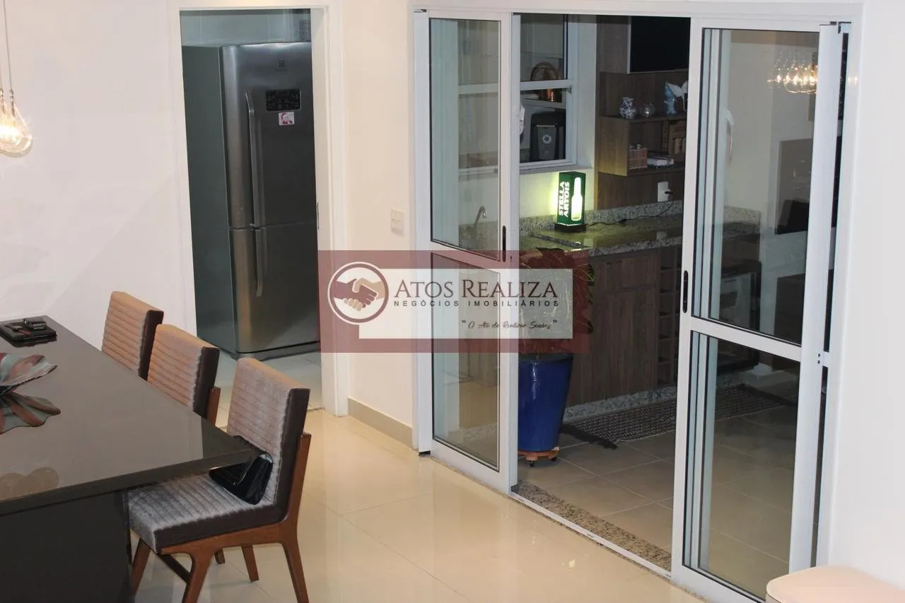 Imagem Vendo Apartamento de Luxo no Jardim Caravelas. Vendo Apartamento Alto Padrão de 105m², sendo 2 suítes com planejados, 3 banheiros, 2 vagas de garagem cobertas, Sacada,Condomínio com Lazer Completo, Valor de muita Oportunidade R$ 1.170.000. Agende já uma v