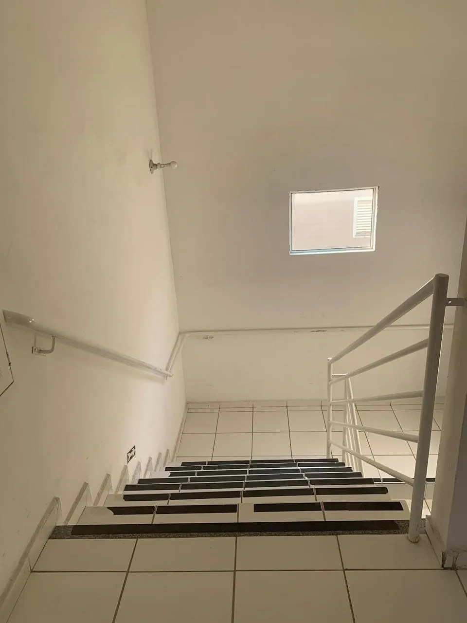 Imagem Apartamento para locação, Residencial e Comercial Cidade Morumbi, Pindamonhangaba, SP