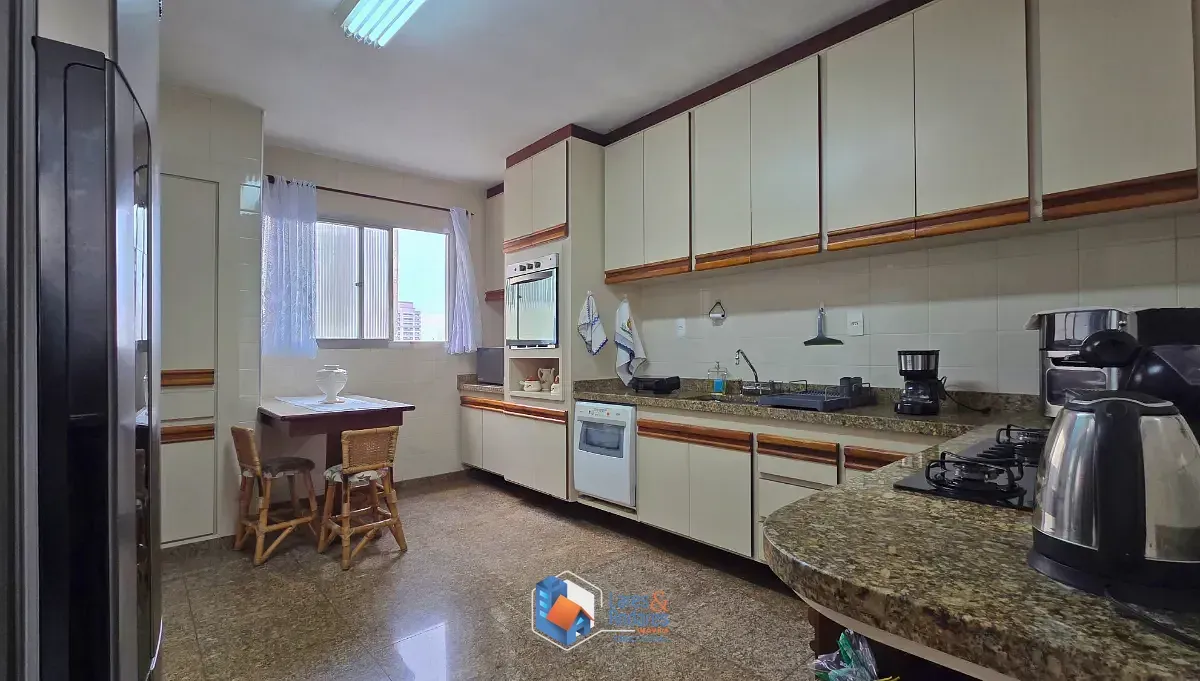 Imagem Apartamento para venda em Alto da Lapa com 3 quartos, sendo 1 suíte, 180m²