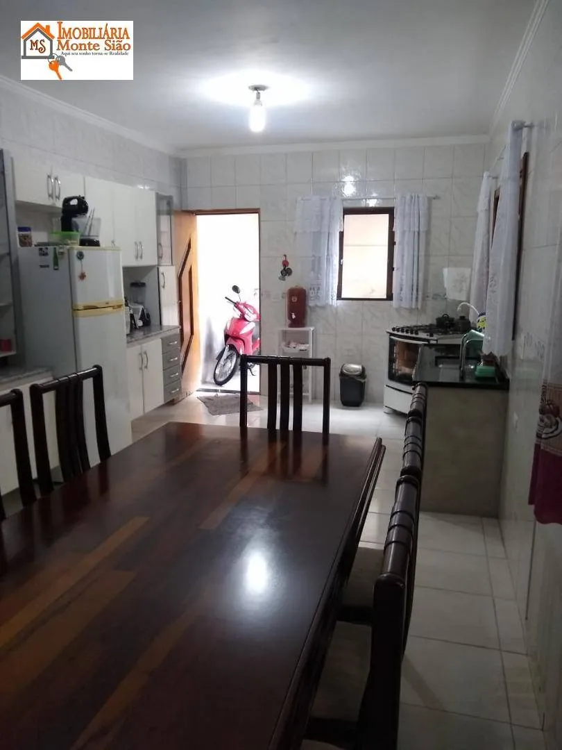 Imagem Sobrado com 3 dormitórios à venda, 168 m² por R$ 585.000,00 - Jardim Adriana - Guarulhos/SP