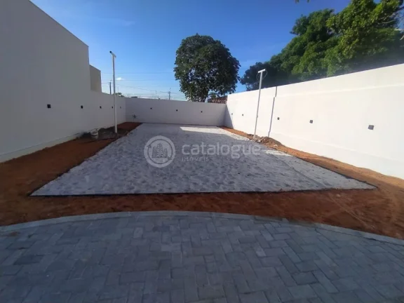 Imagem Casa à venda no Condomínio Nova Esperança em Parnamirim!