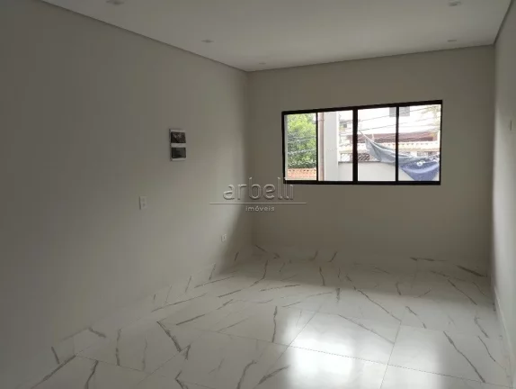 Imagem Sobrado com 100 metros quadrados, 3 dormitórios sendo 1 suíte com sacada, 1 banheiro social, 1 lav...