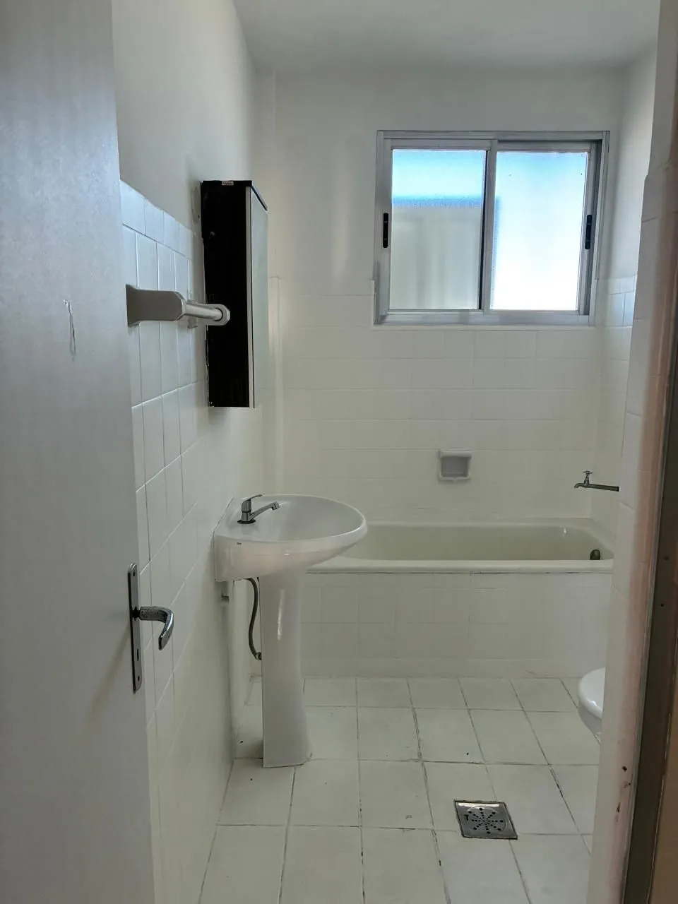 Imagem AMPLO APARTAMENTO DE 3 DORMITÓRIOS NA CIDADE BAIXA
