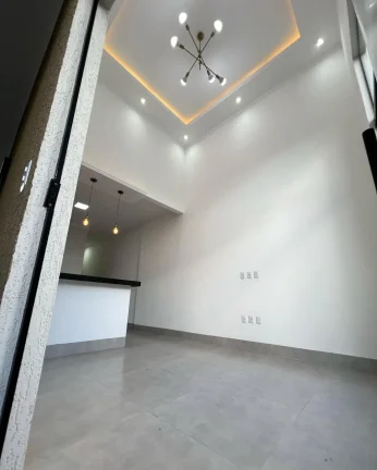 Imagem Casa 2/4 C Suite No Setor Barcelos Em Trindade