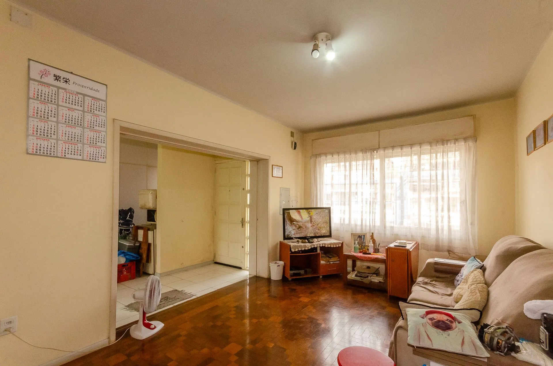 Imagem Ampla casa no bairro Petrópolis