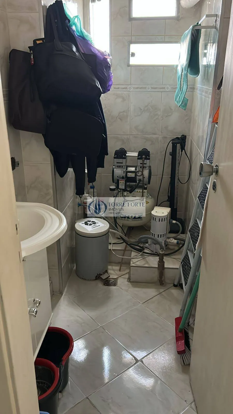 Imagem Ótima sala 37 m², incluso consultório odontológico completo, em Pinheiros