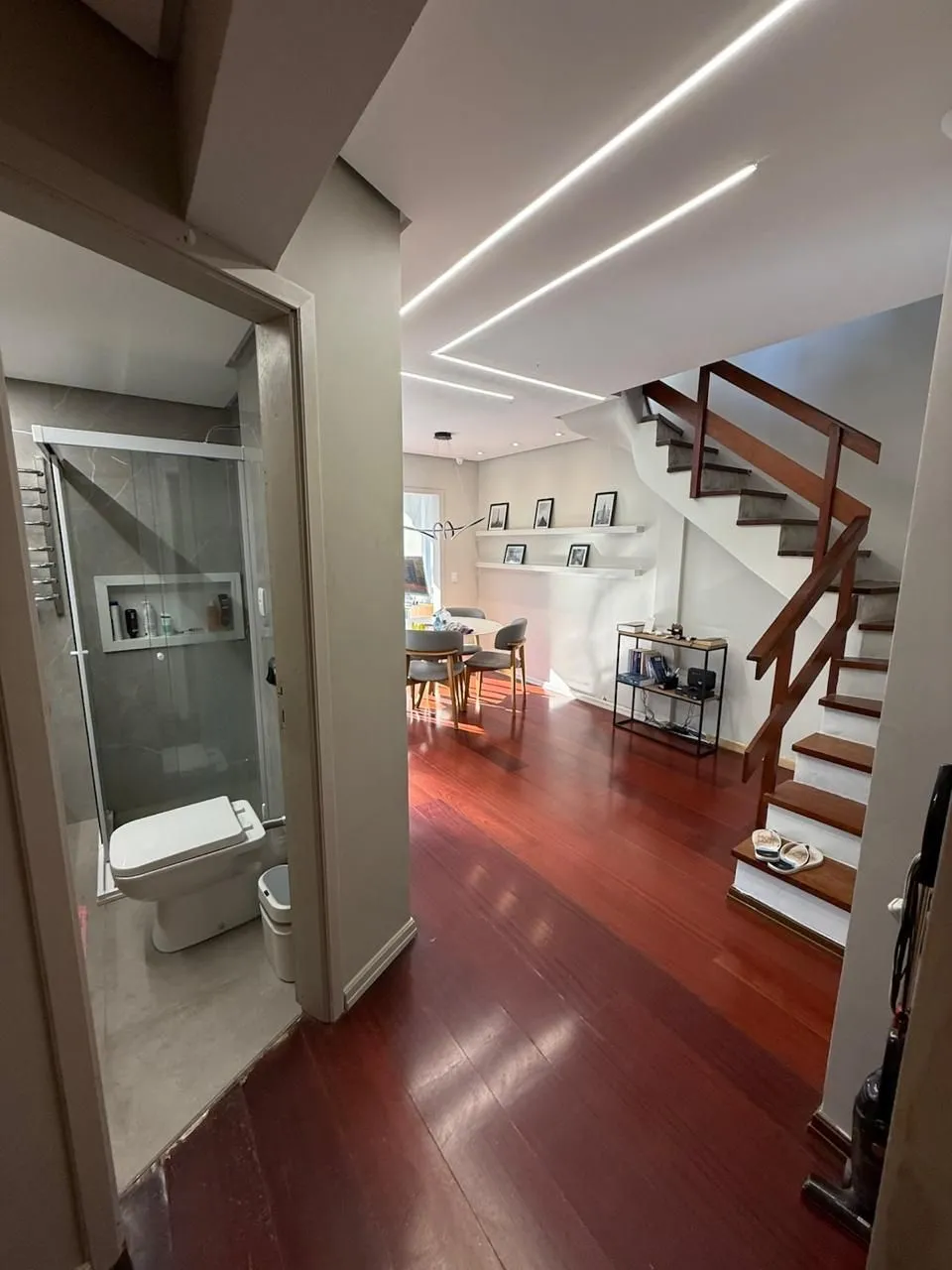 Imagem Apartamento com 02 quartos, 02 banheiros e 01 vaga Coberta no Bairro Petrópolis