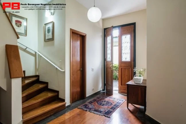 Imagem Sobrado 4 dormitórios 300m² - Vila Madalena