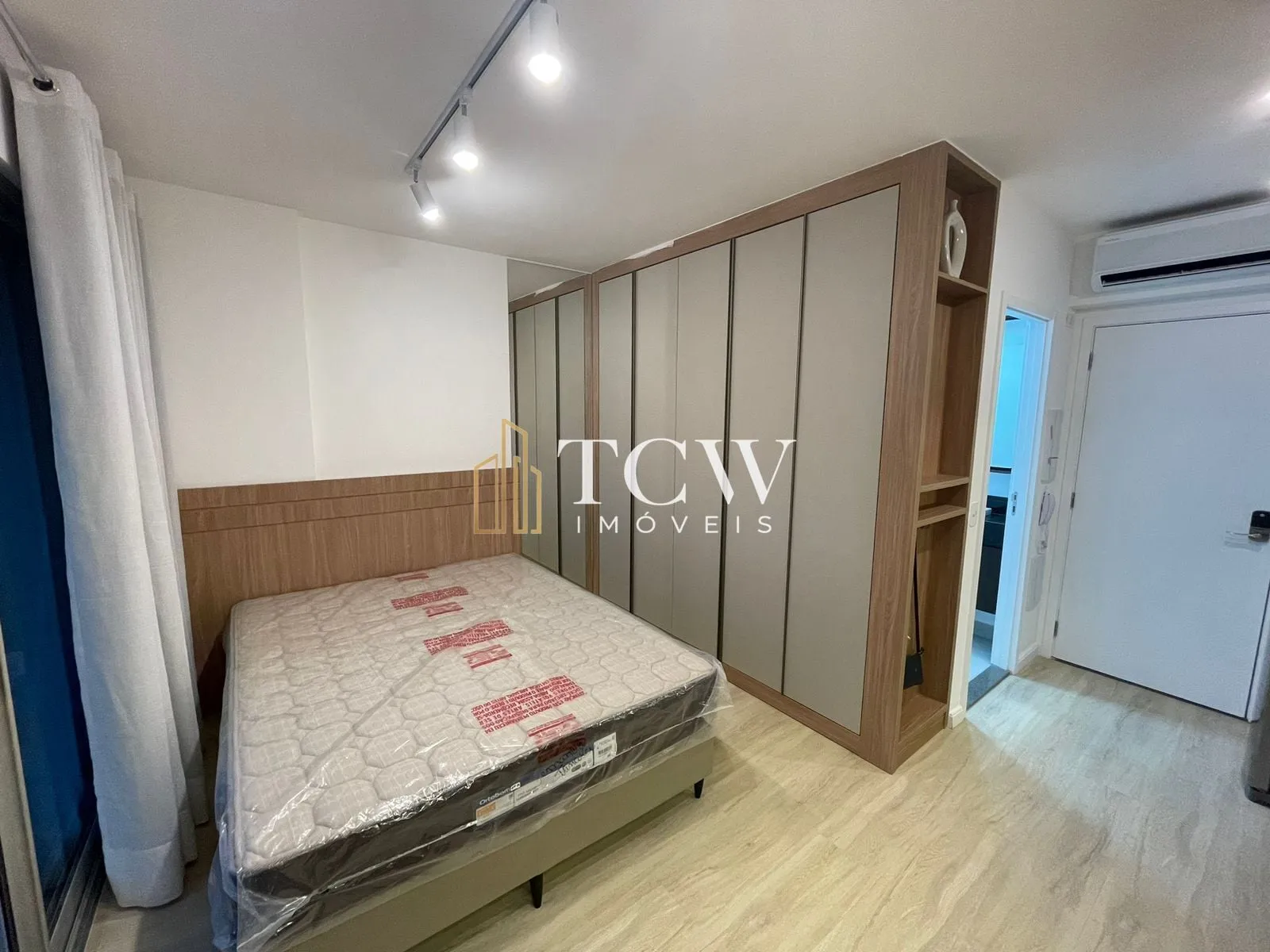 Imagem Studio Mobiliado para Locação | 25 m² | Andar Alto | 2 min do Metrô Oscar Freire | São Paulo/SP