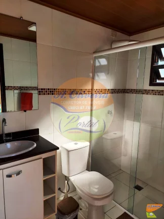Imagem Linda Casa 03 Dormitorios ( Sendo 03 Suítes) 450METROS TERRONO