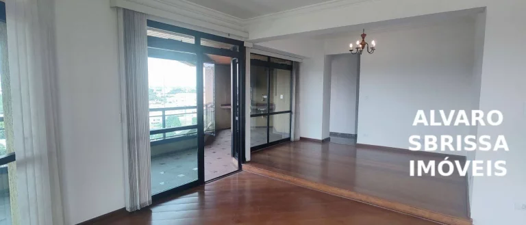 Imagem Apartamento com 4 vagas, 4 dormitórios sendo 2 suítes, todos com armários, portas balcões, venezianas automáticas e lindas vistas. 287m2. 1 por andar