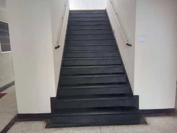 Imagem Apartamento com 1 dormitório, 52 m² - venda por R$ 215.000,00 ou aluguel por R$ 1.500,00/mensal - Ocian - Praia Grande/SP