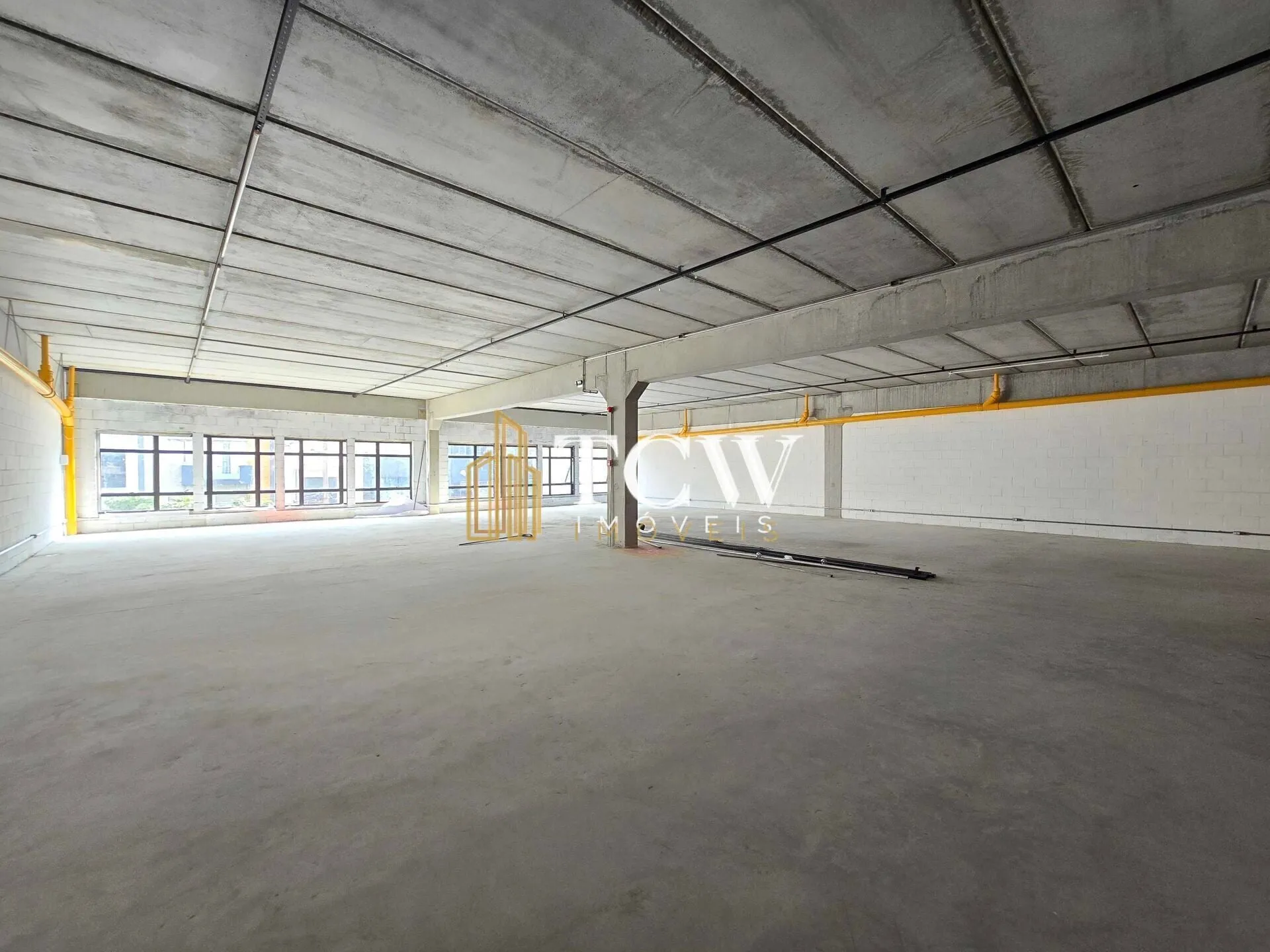 Imagem Galpão Comercial para Locação no Bom Retiro | 2.106 m² Totais | 1.603 m² Cobertos | São Paulo/SP