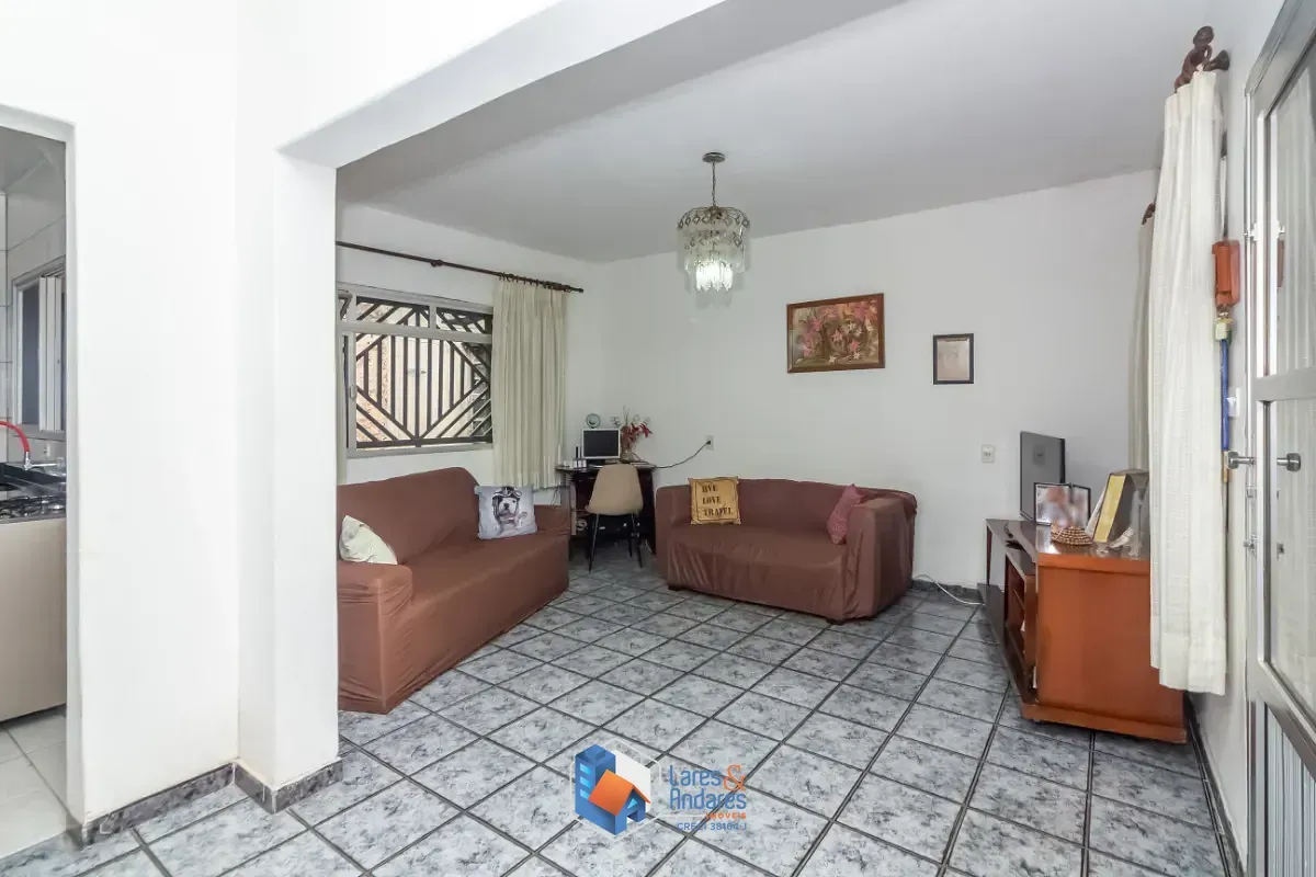 Imagem Conjunto comercial para venda em Parque Taipas, 200m²