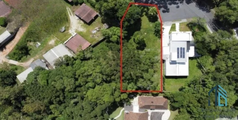 Imagem Terreno em condomínio com área total de 1078,55 m², e área privativa de 862,68 m² Santa Felicidade em Curitiba PR