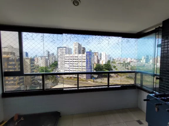 Imagem Excelente apartamento com três quartos e armários planejados a venda na Pituba