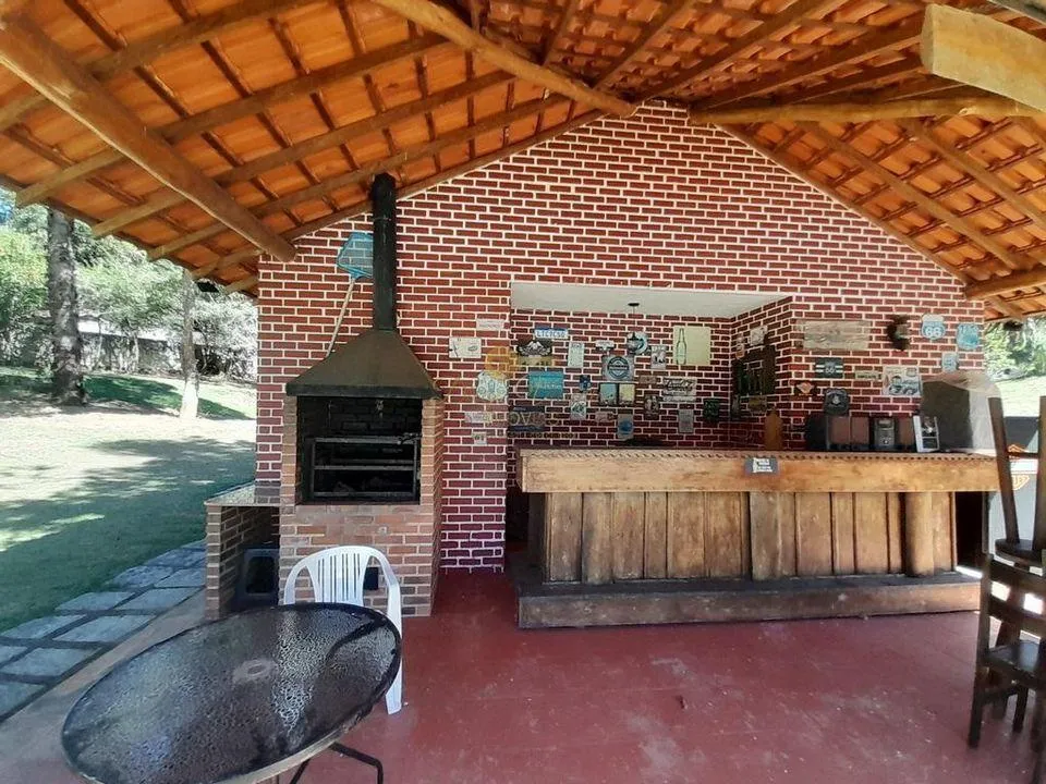 Imagem Sítio para Venda em Teresópolis / RJ no bairro Granja Florestal