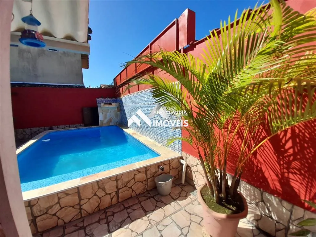 Imagem Casa com piscina na Praia de Mongagua