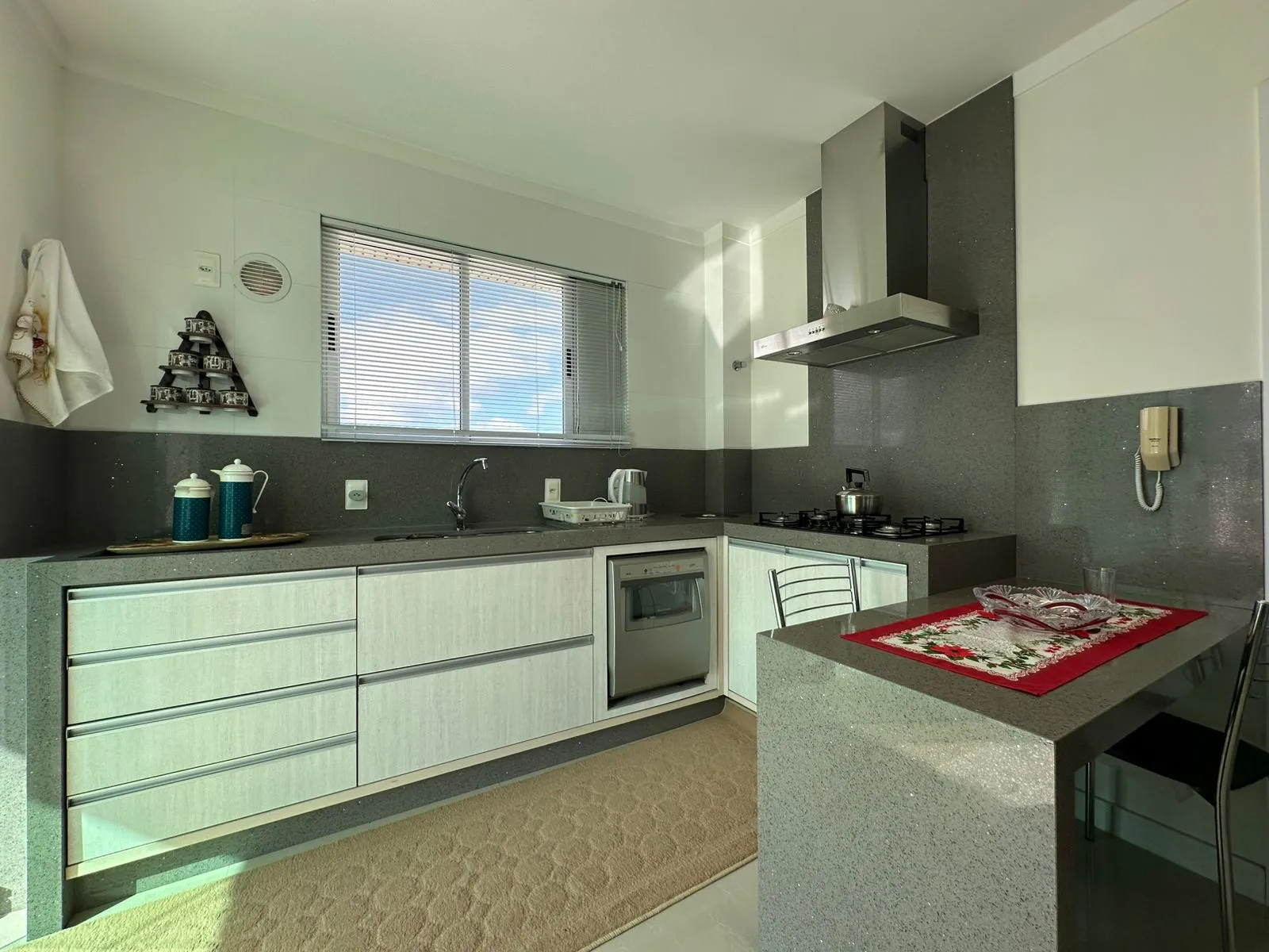 Imagem Apartamento com vista para o mar à venda com 202m2 por R$ 4.800.000,00