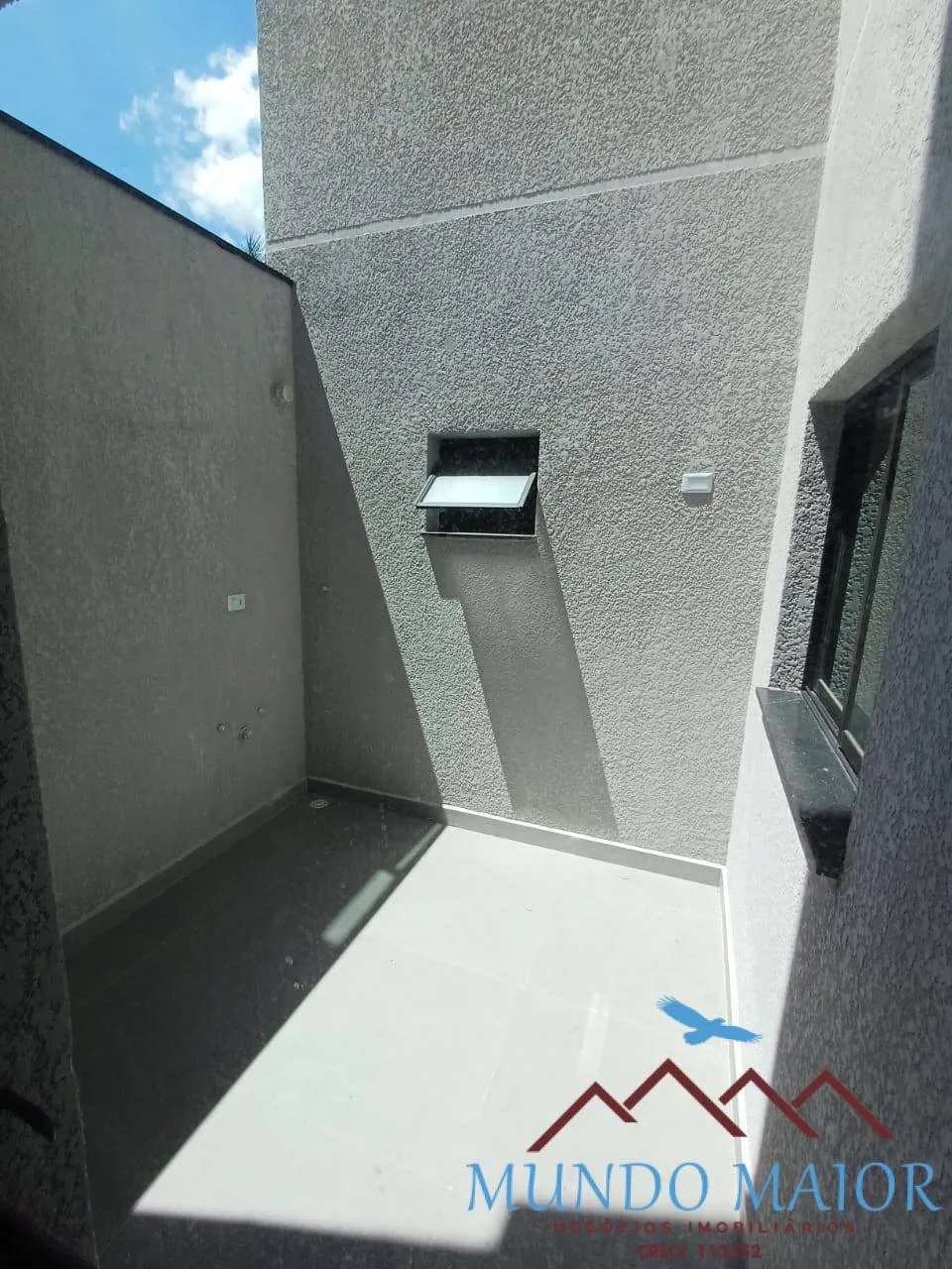 Imagem Cobertura e Apto Novos com Acabamento Alto qualidade - 2 Dorms com Suite!