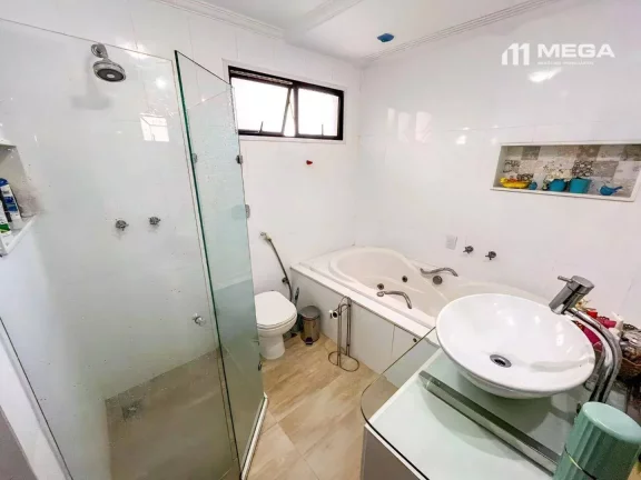 Imagem Apartamento com 3 dormitórios à venda, 180 m² por R$ 950.000,00 - Praia da Costa - Vila Velha/ES