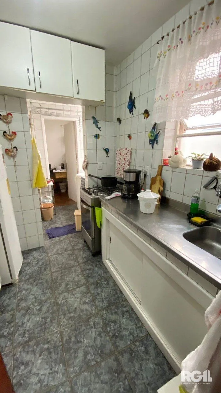 Imagem Apartamento à venda no Menino Deus, com 3 quartos (sendo 1 suíte), 3 banheiros, 1 vaga de garagem.- Cód. RP390226