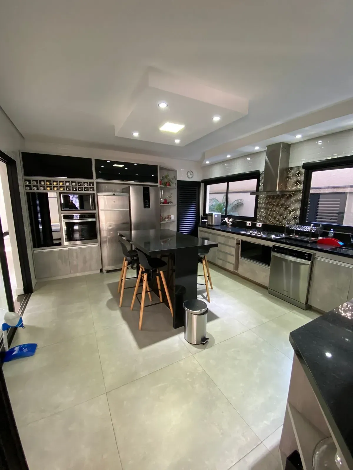 Imagem Casa com 5 Quartos à Venda, 450 m² em Alphaville Residencial Um - Barueri