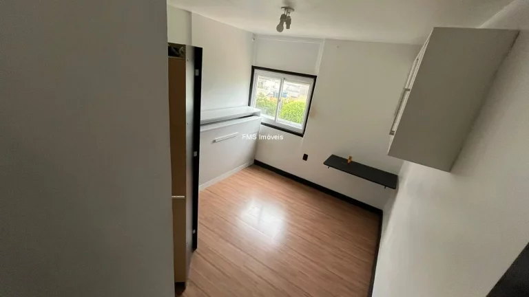 Imagem Apartamento à venda na Aclimação: 2 quartos, 1 suíte, 1 vaga de garagem, 74,18 m² de área em São Paulo-SP