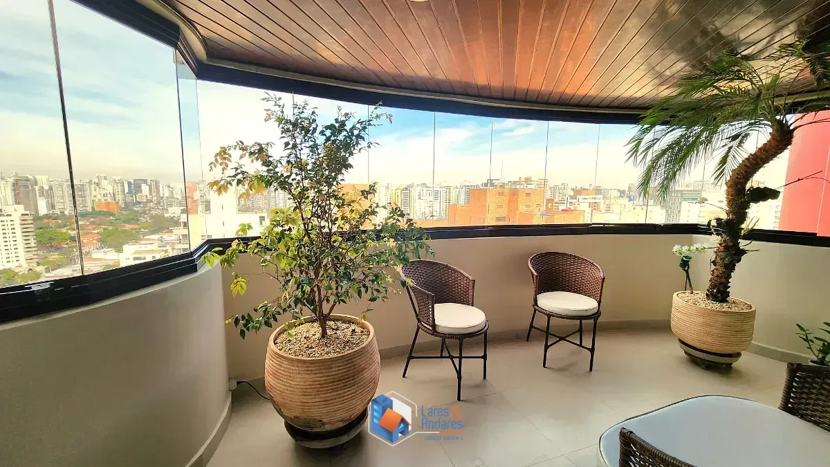 Imagem Apartamento para venda em Moema com 4 quartos, sendo 4 suítes, 198m²