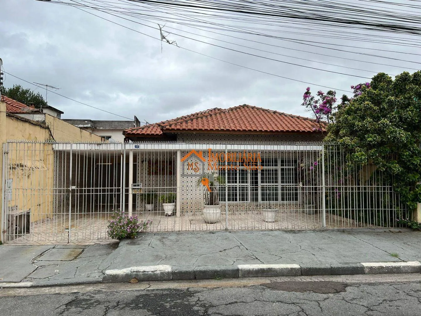 Foto do imóvel Casa com 3 dormitórios à venda, 180 m² por R$ 1.018.000,00 - Vila Flórida - Guarulhos/SP