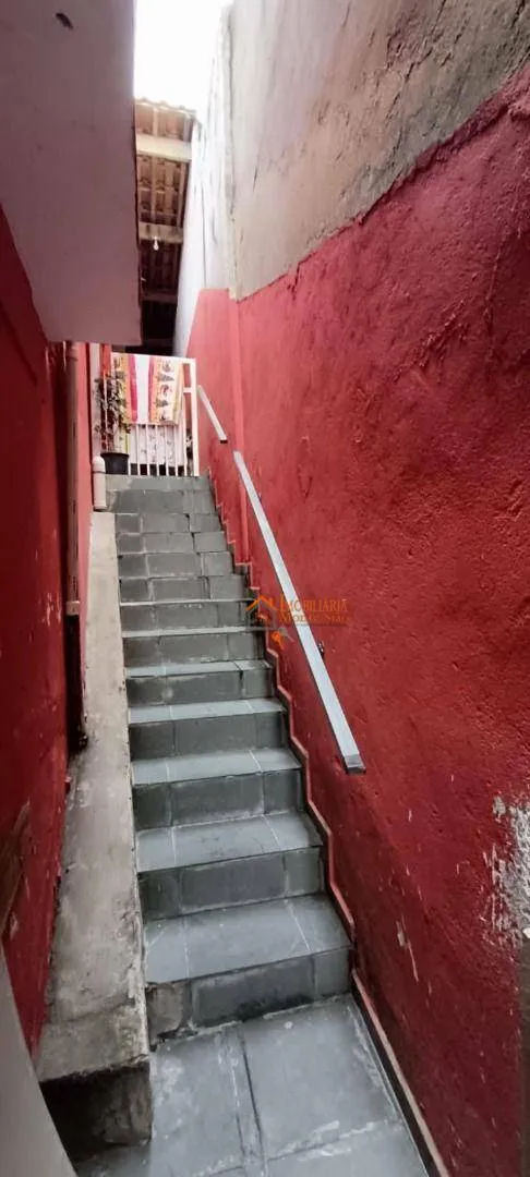 Imagem Casa com 4 dormitórios à venda, 150 m² por R$ 450.000,00 - Vila Rio de Janeiro - Guarulhos/SP