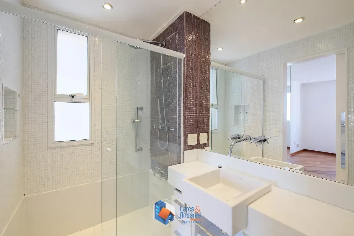 Imagem Apartamento para venda em Itaim Bibi com 3 quartos, sendo 3 suítes, 146m²