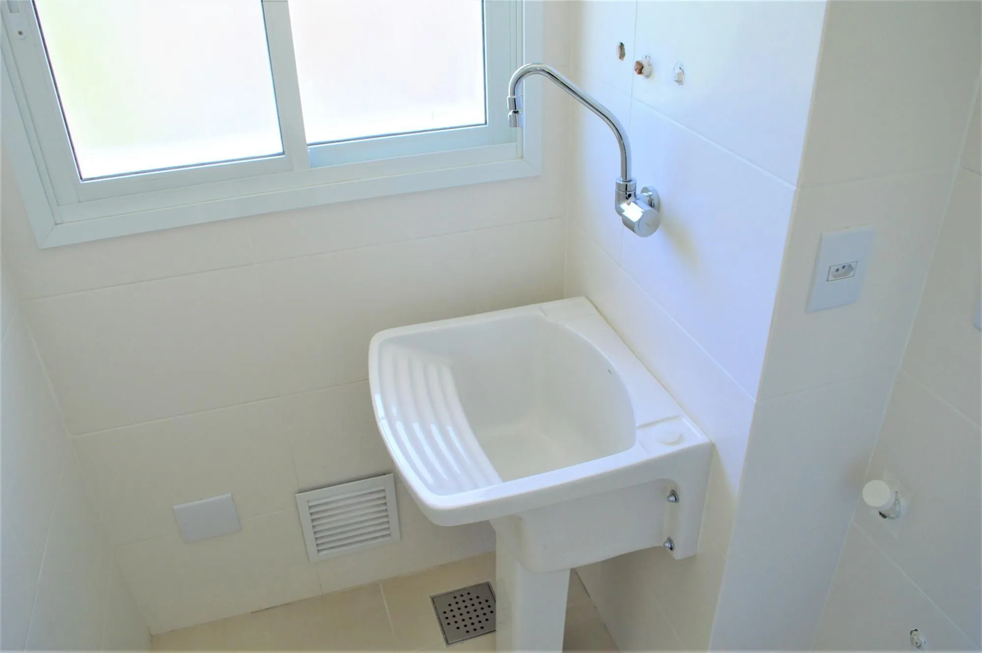 Imagem Apartamento com 2 suítes e lavabo em frente ao Parque da Redenção