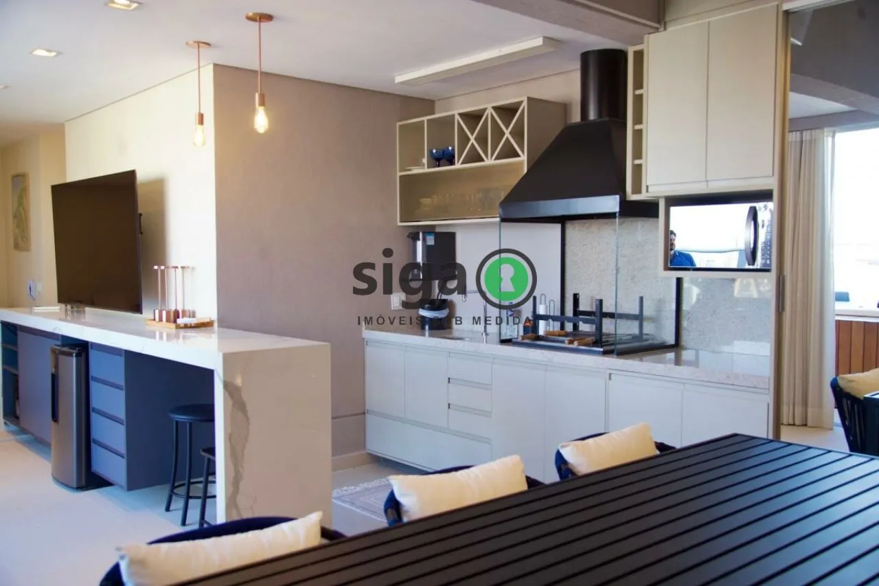 Imagem Cobertura Duplex mobiliada com jacuzzi, 2 quartos e vista para a Ponte Estaiada