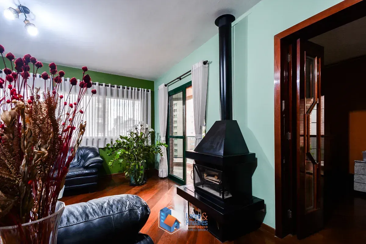 Imagem Apartamento para venda em Moema com 4 quartos, sendo 3 suítes, 222m²