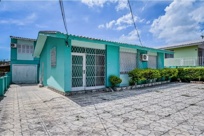 Foto do imóvel Casa em Condomínio para venda em Porto Alegre