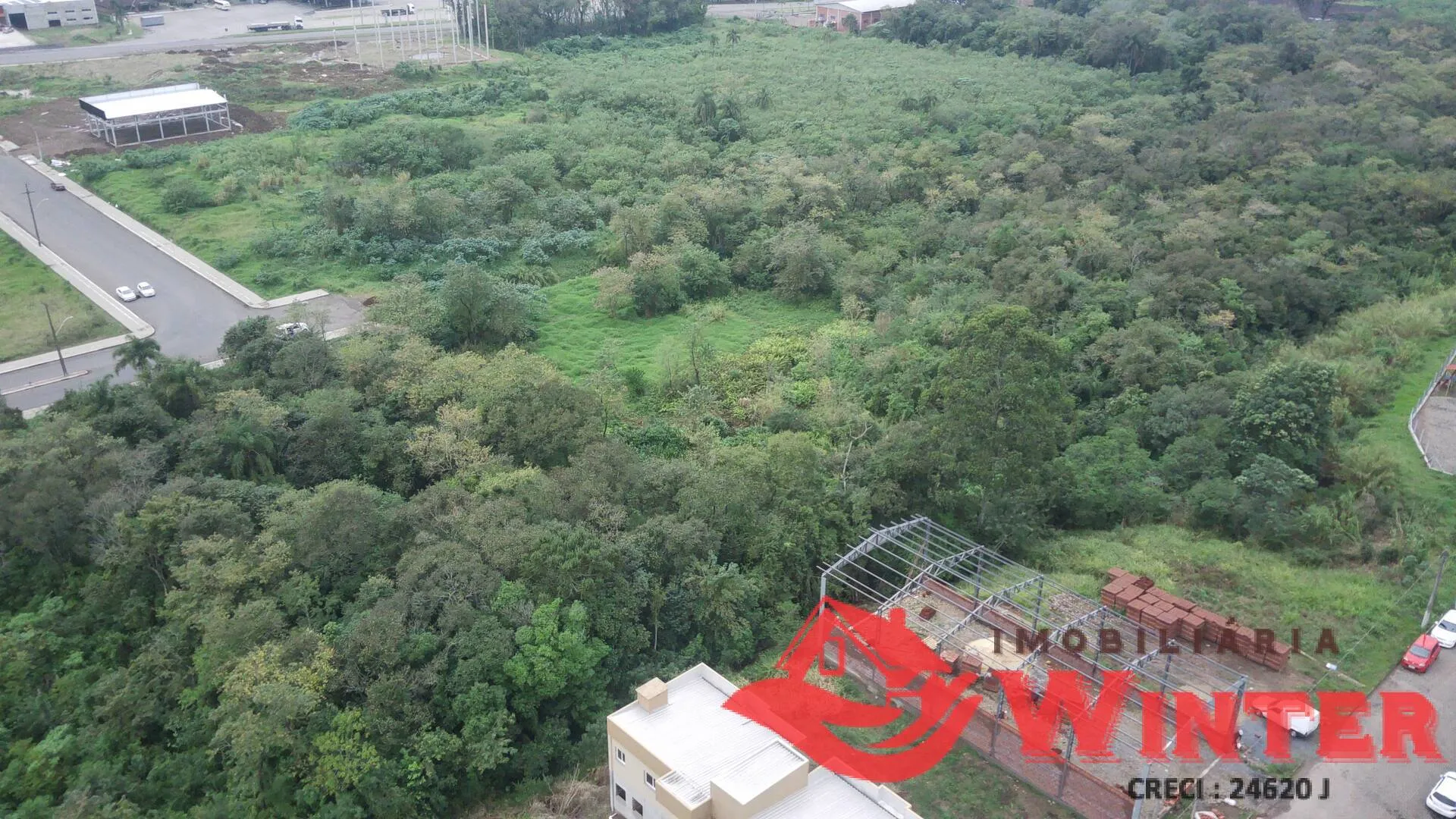 Imagem Área de terras com 20.000m2 no Vale Real