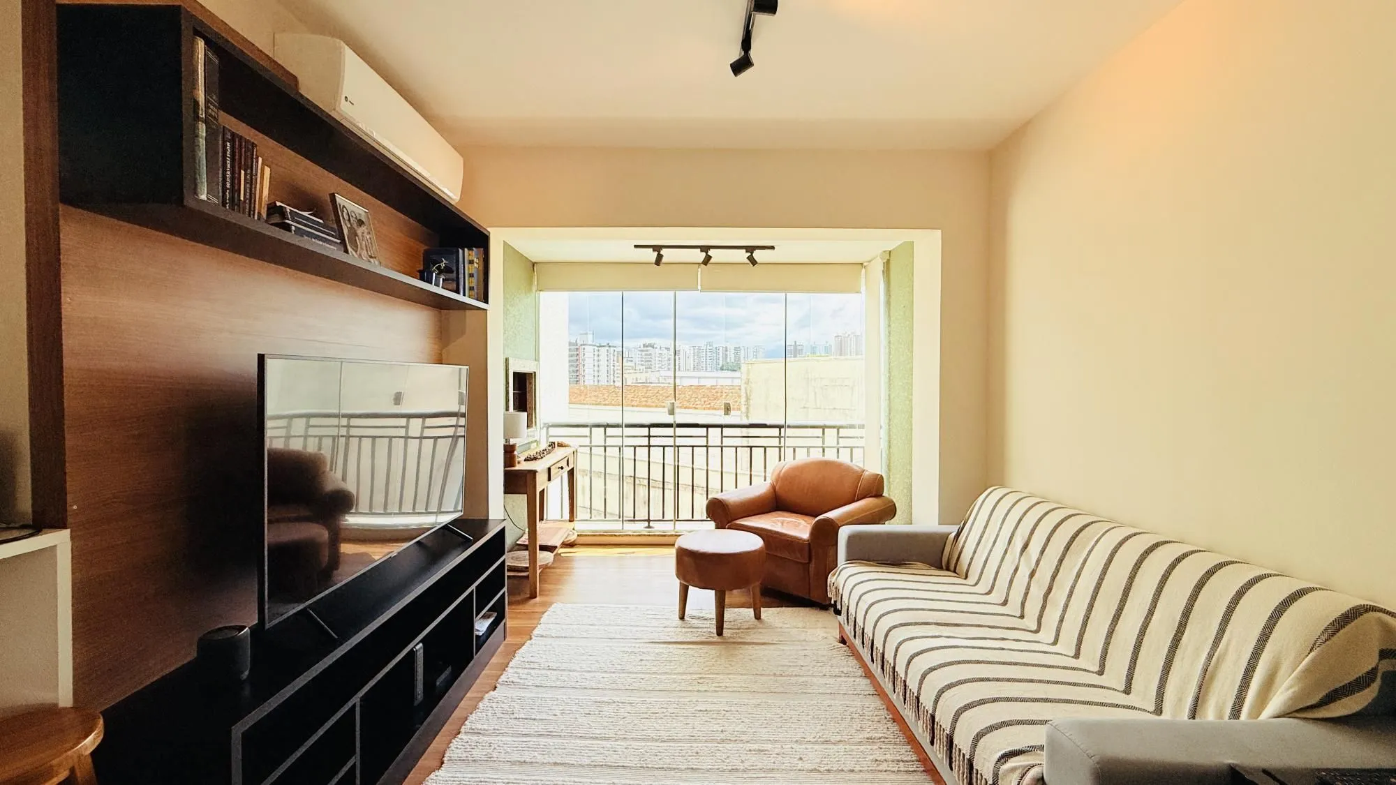 Imagem Excelente apartamento a venda com 2 dormitórios no bairro Passo d areia.