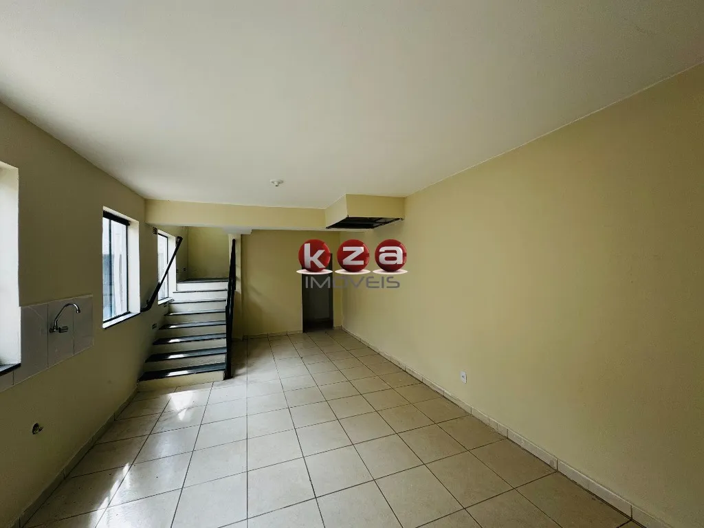 Imagem Salão Comercial à Venda em Valinhos-SP, na Vila Faustina II: 3 Salas, 6 Banheiros, 6 Vagas e 511m² de Área